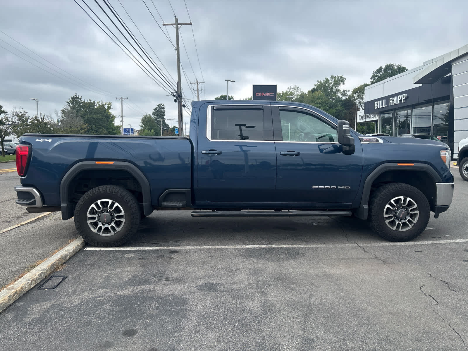 Used 2021 GMC Sierra 2500 SLE AWD/4WD image 1