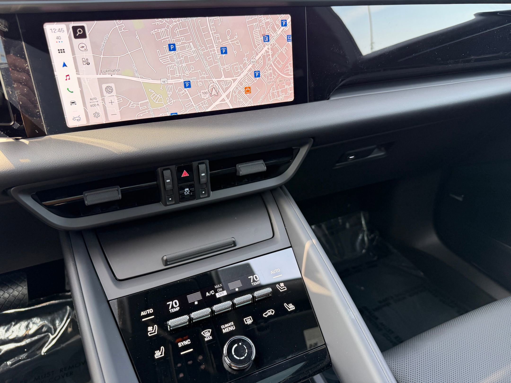 New 2026 Porsche Macan 4 Electric AWD/4WD image 25