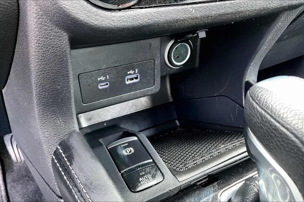 Used 2022 Nissan Kicks SV FWD image 16
