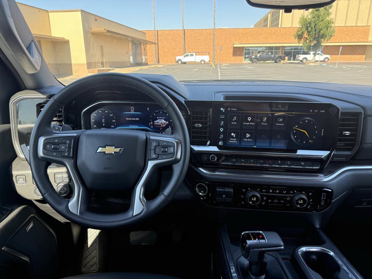 Used 2025 Chevrolet Silverado 1500 LTZ w/ LTZ Premium Package AWD/4WD image 22