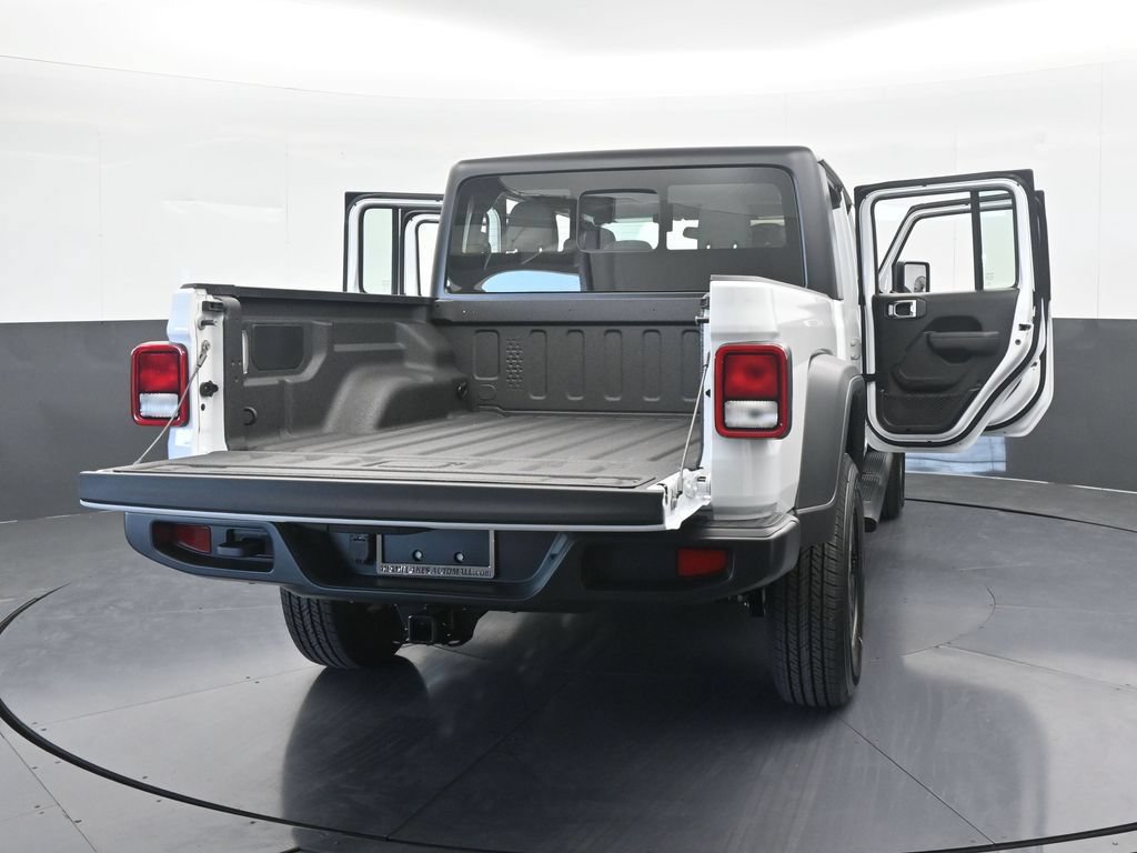 New 2026 Jeep Gladiator Sport AWD/4WD image 70
