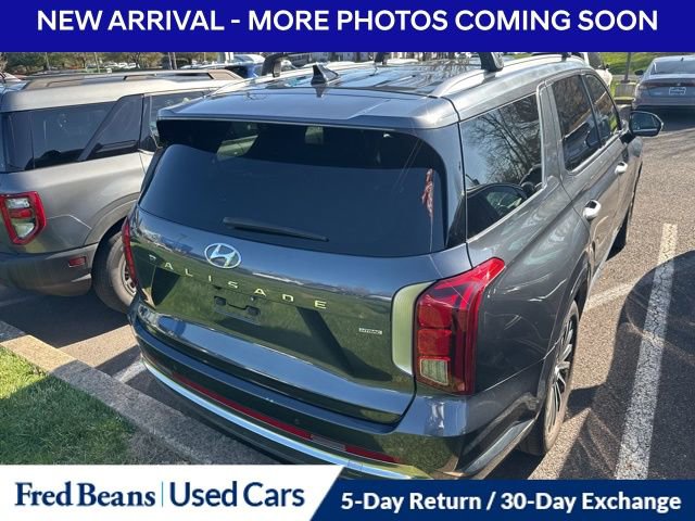 Used 2024 Hyundai Palisade Calligraphy image 9