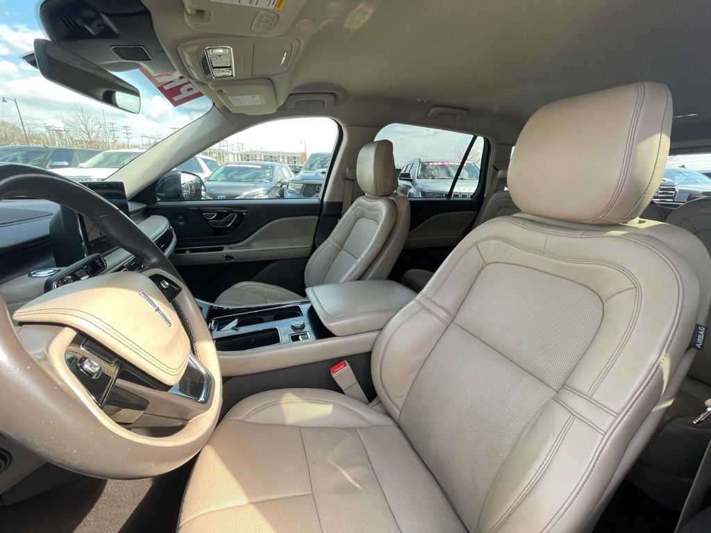 Used 2020 Lincoln Aviator Reserve image 21