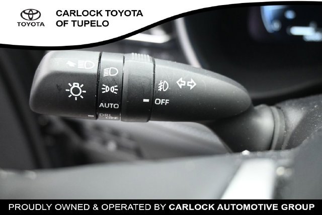Used 2025 Toyota Highlander Platinum AWD/4WD image 25
