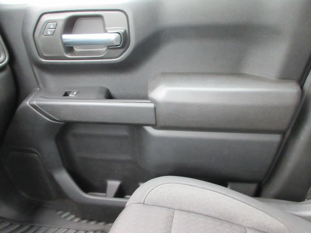 Certified 2022 Chevrolet Silverado 1500 Custom image 30