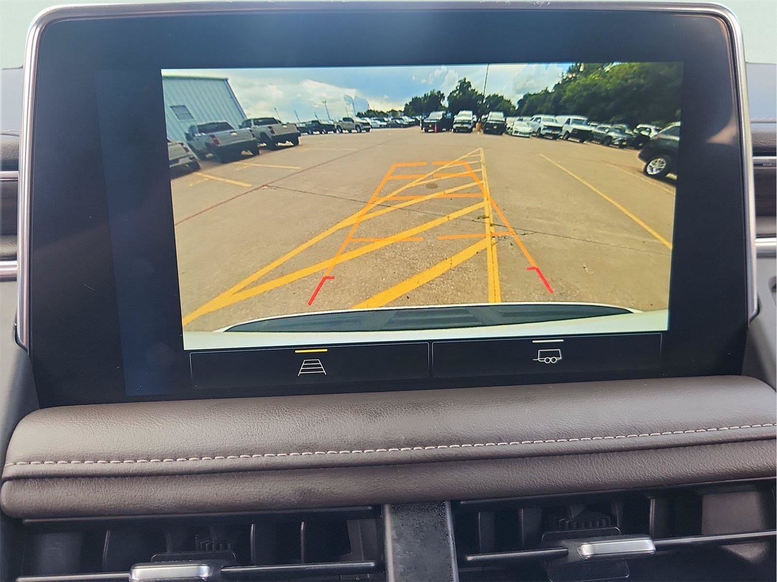 Certified 2023 Chevrolet Suburban LT AWD/4WD image 15