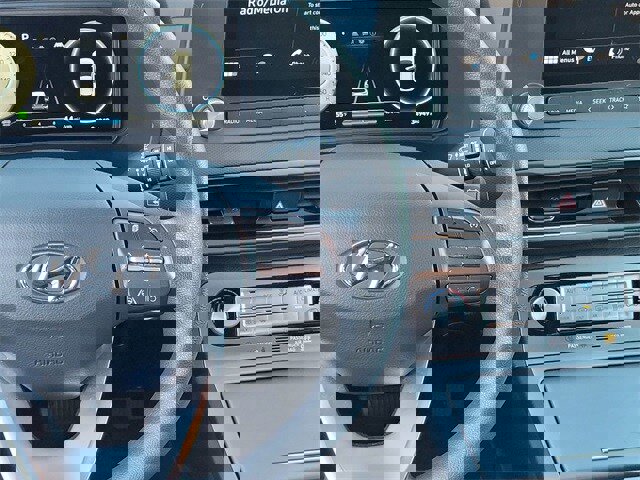 Certified 2023 Hyundai Kona SE image 17