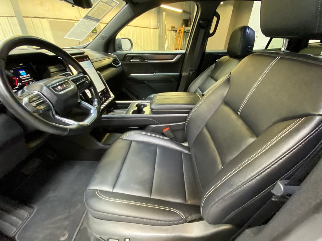 Used 2026 GMC Acadia Elevation w/ Elevation Premium Package AWD/4WD image 23