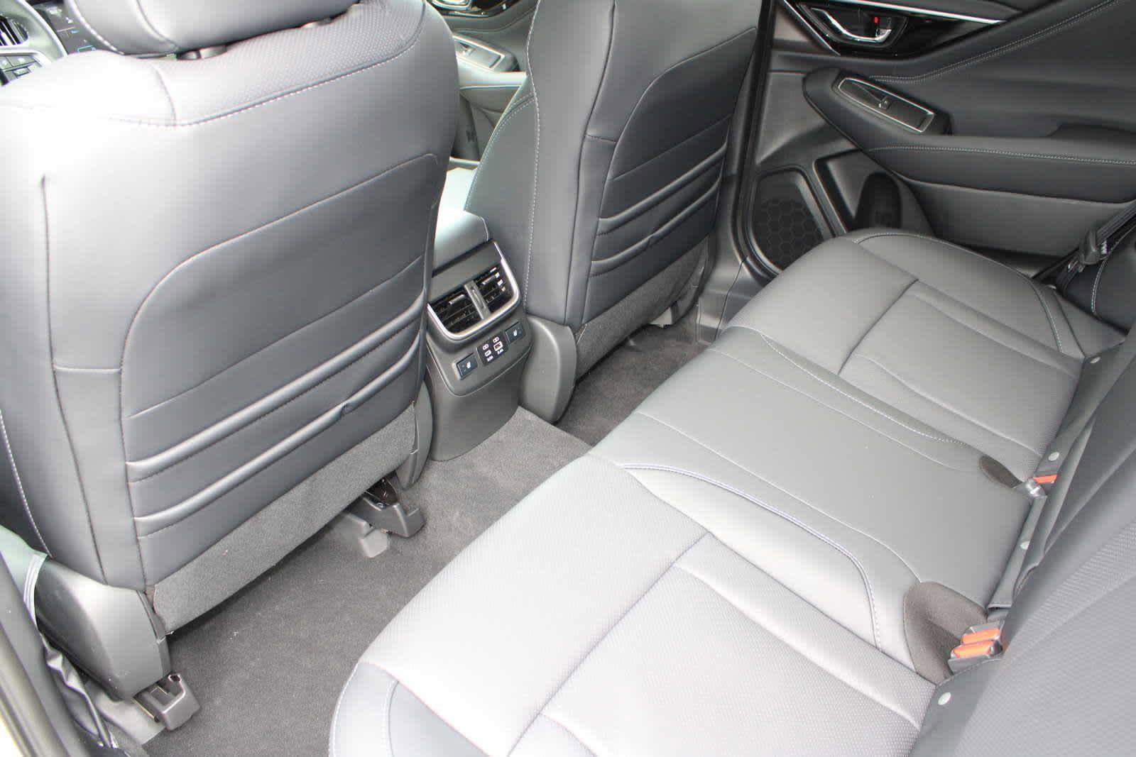 Used 2025 Subaru Outback Limited image 20