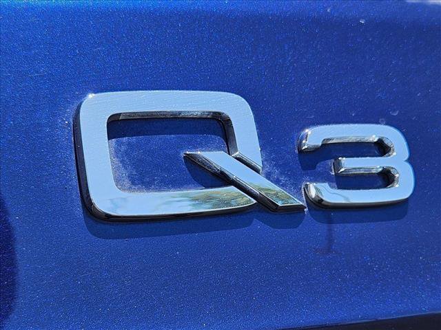 Used 2021 Audi Q3 2.0T Premium AWD/4WD image 30