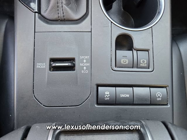 Used 2020 Toyota Highlander XLE FWD image 31