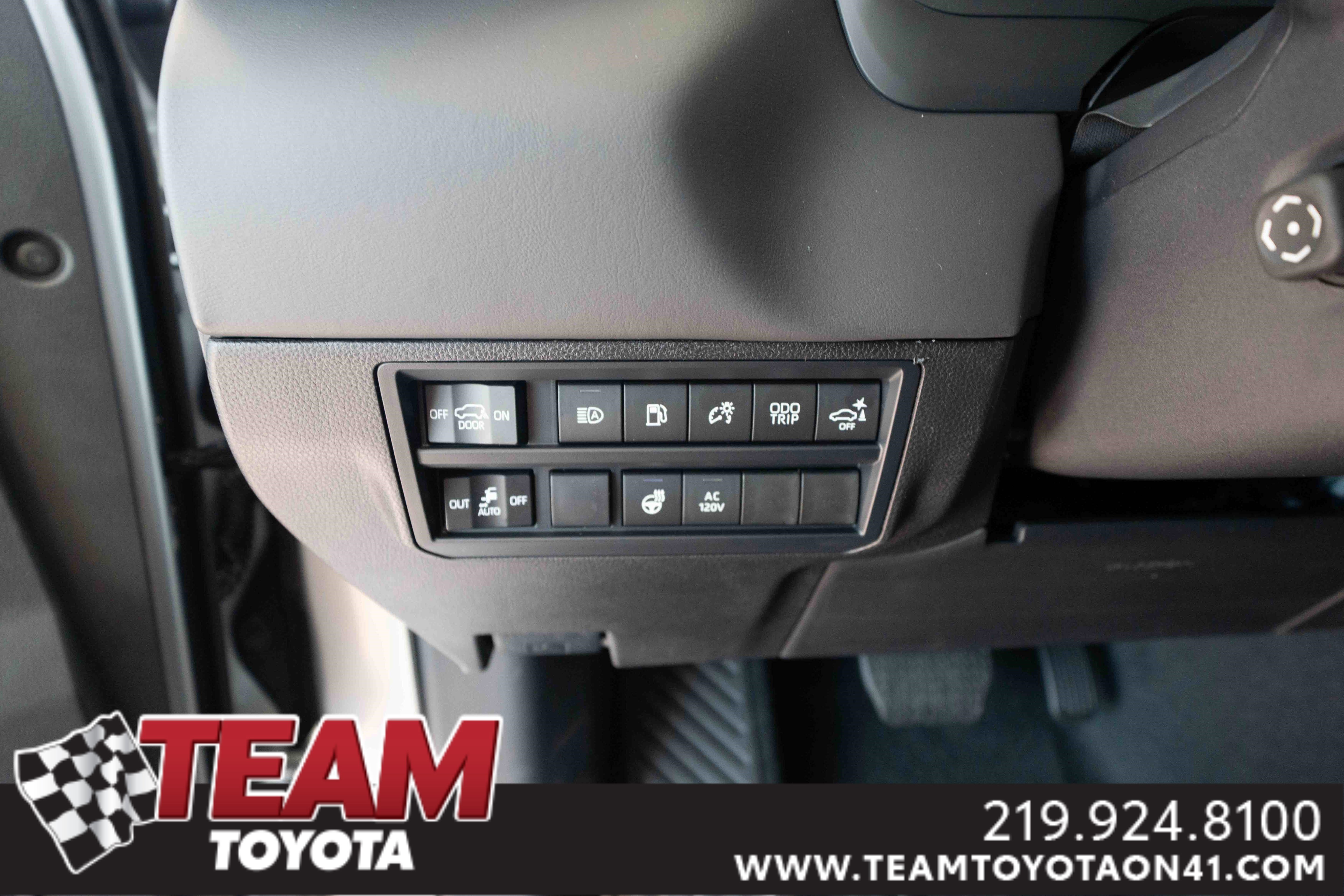 New 2026 Toyota Sequoia Platinum image 11