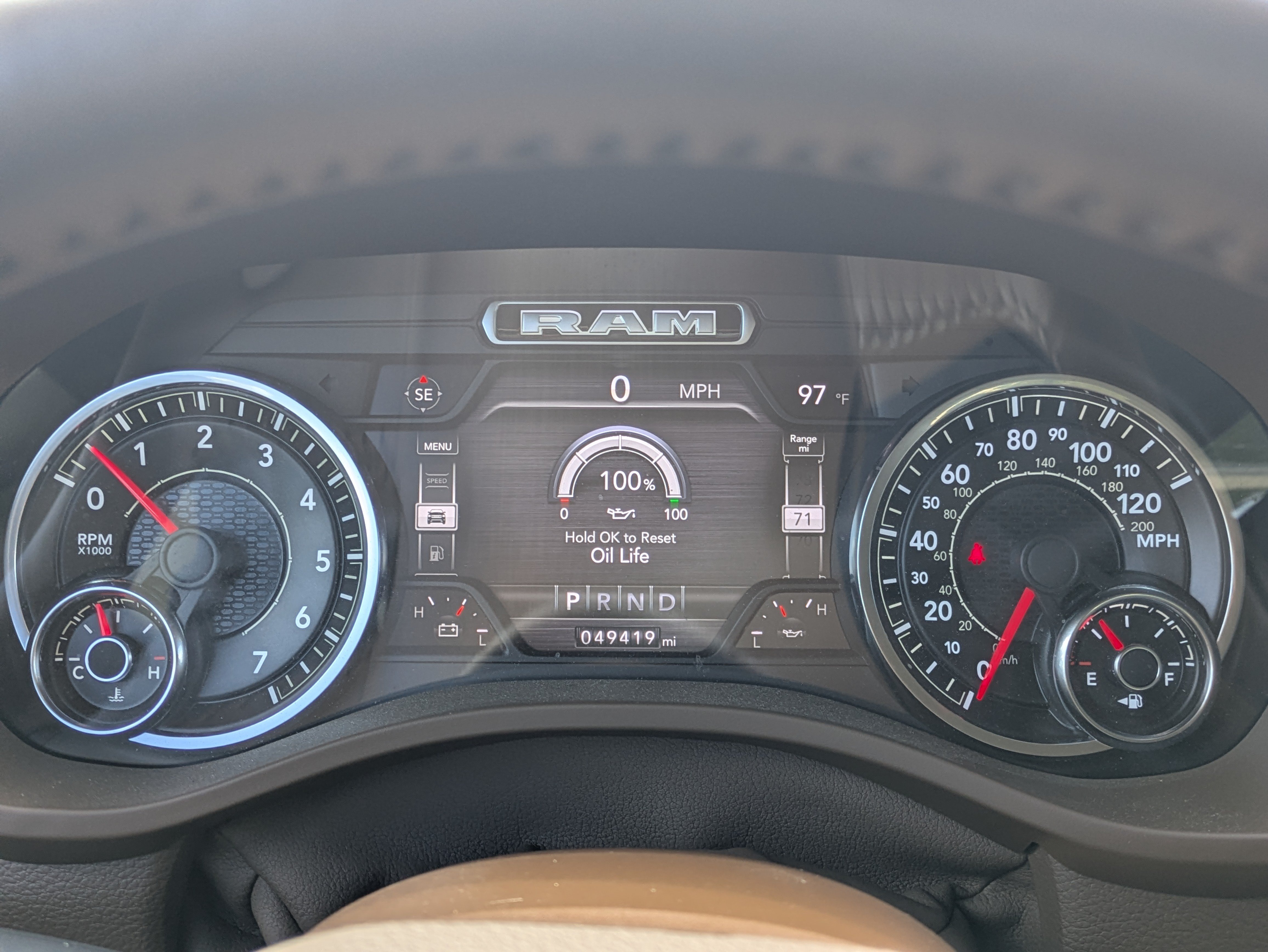 Used 2021 RAM 1500 Laramie RWD image 25