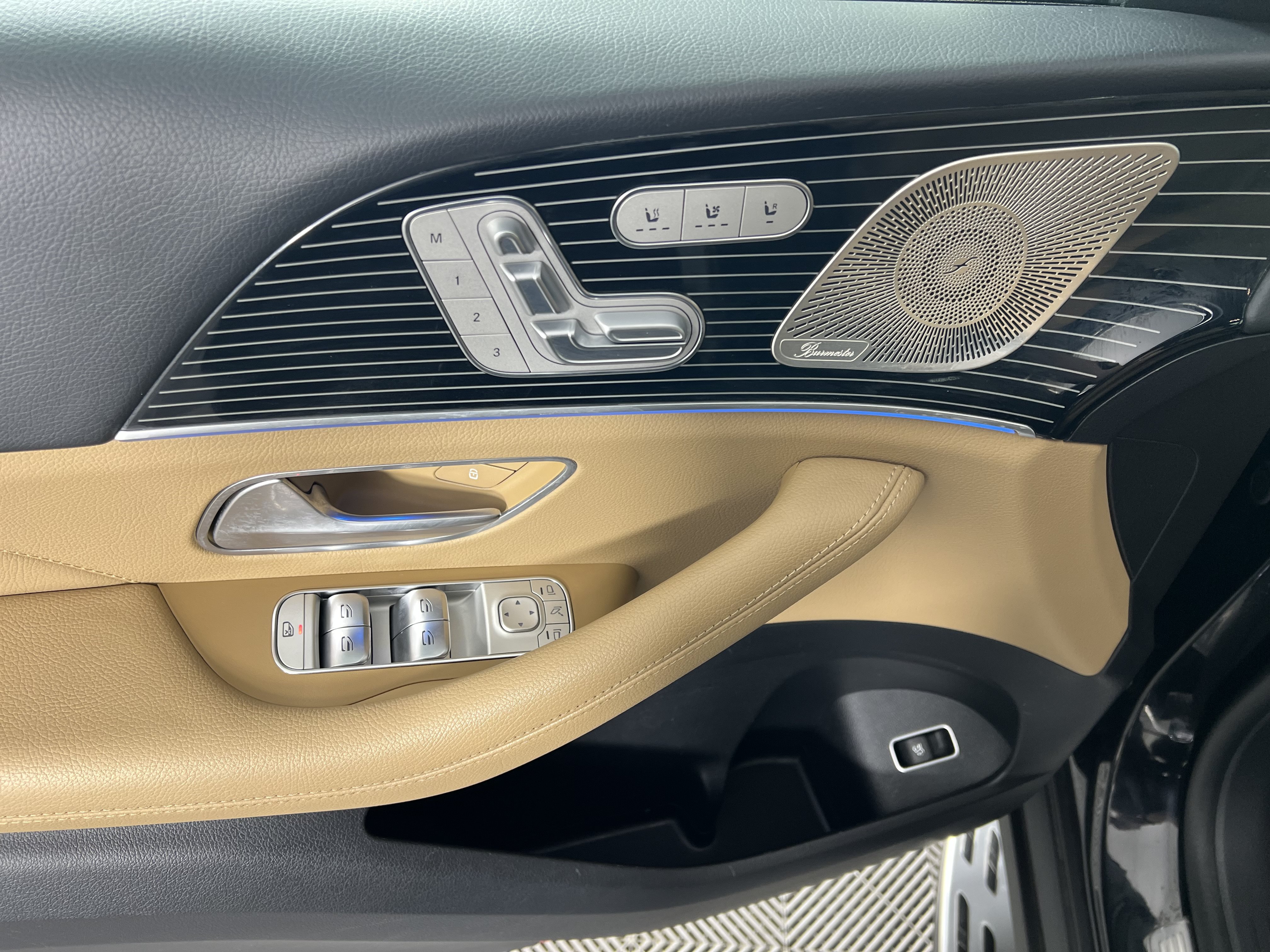 Certified 2024 Mercedes-Benz GLS 450 4MATIC image 17