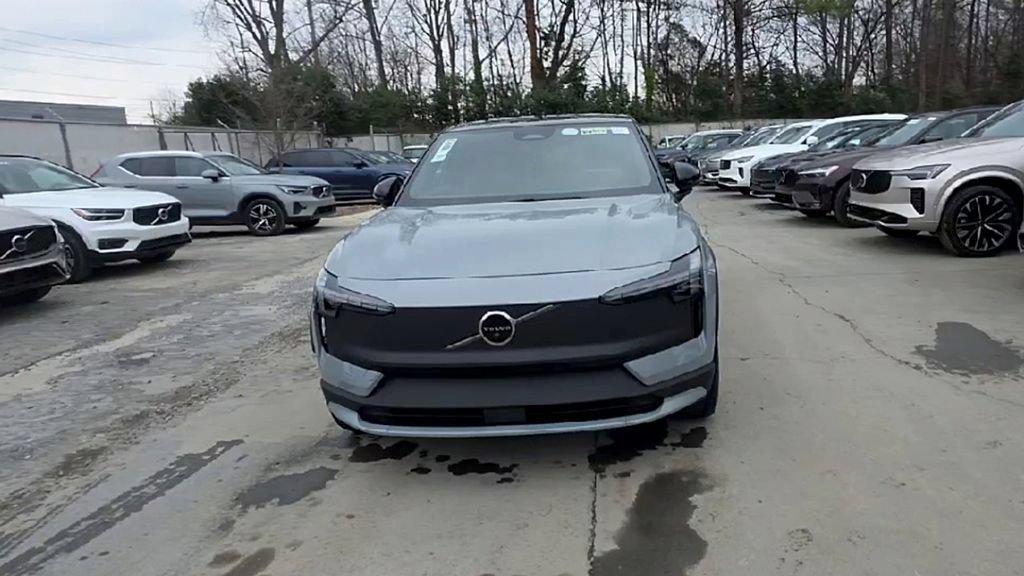New 2026 Volvo EX30 Cross Country Ultra w/ Protection Package Premier AWD/4WD image 3