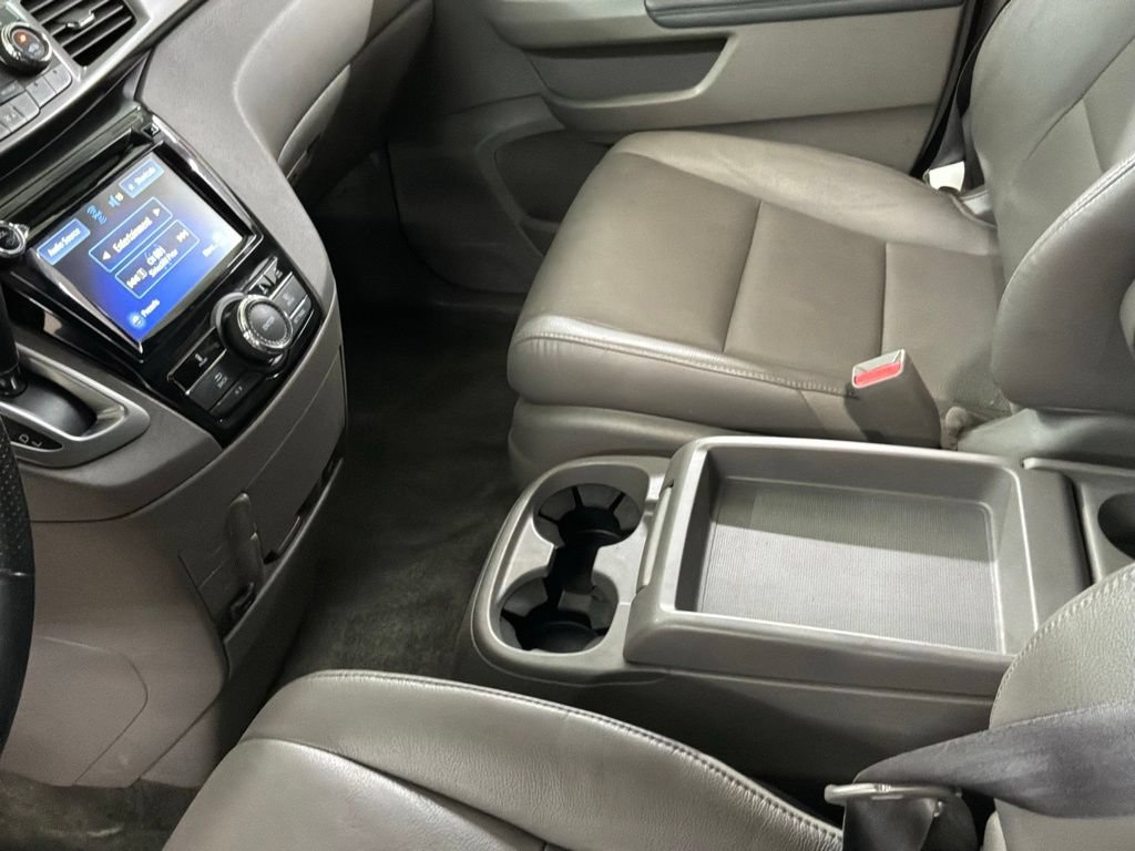 Used 2015 Honda Odyssey EX-L image 18