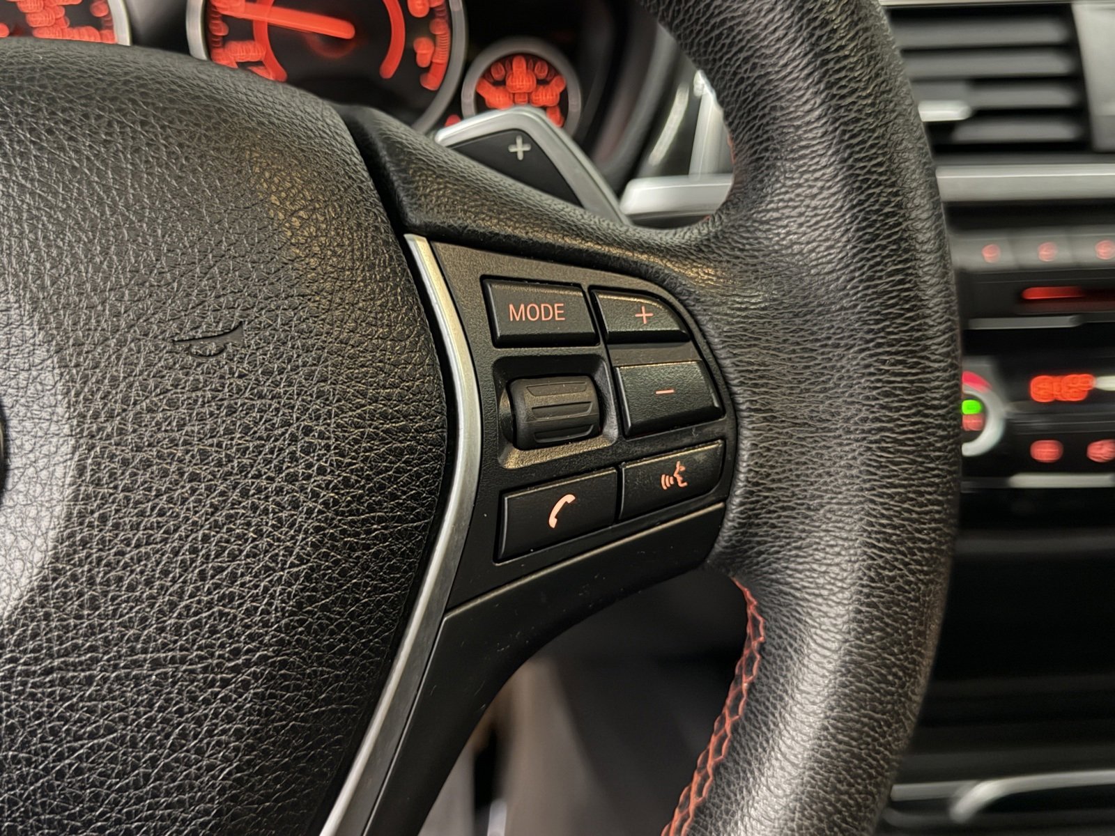 Used 2018 BMW 330e image 28