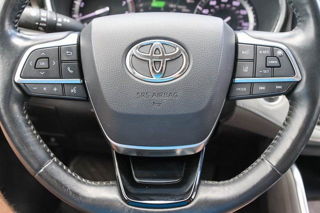 Used 2021 Toyota Highlander Limited image 34