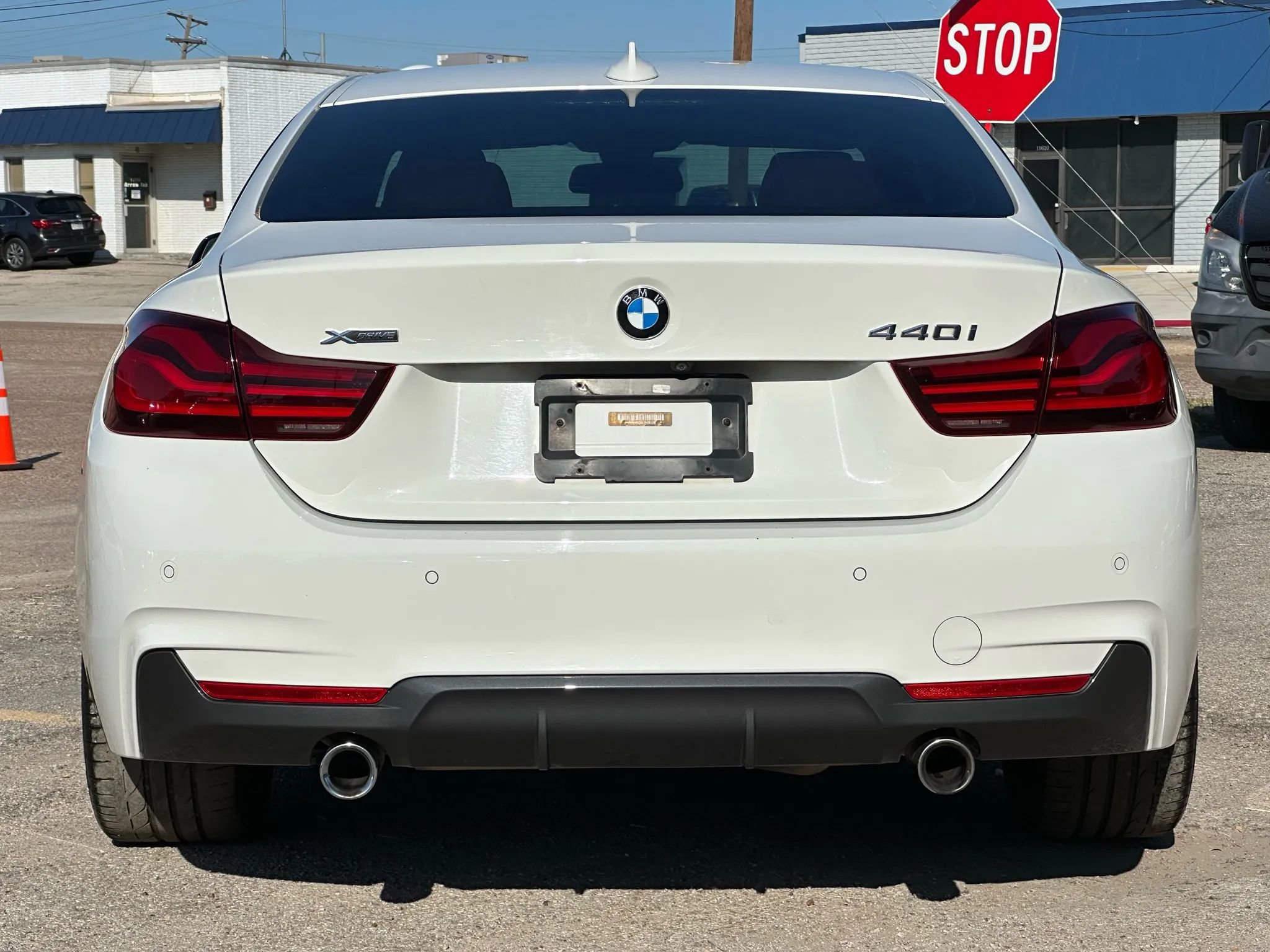Used 2020 BMW 440i xDrive Coupe w/ M Sport Package image 6