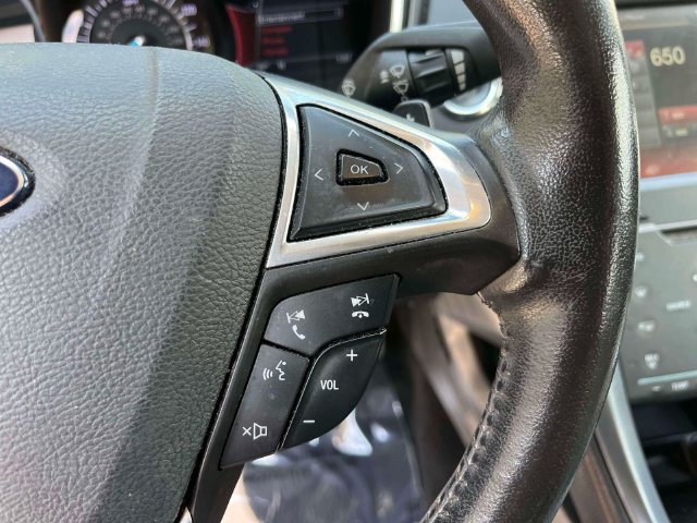 Used 2015 Ford Fusion Titanium FWD image 31