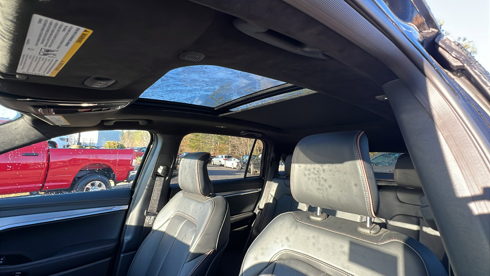 Used 2024 Jeep Wagoneer Launch Edition image 19