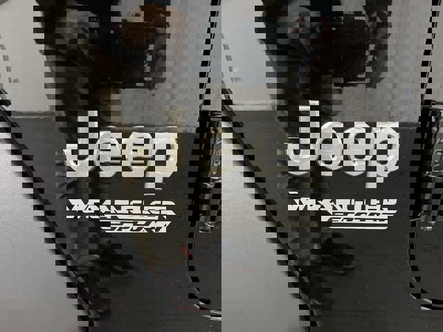 Used 2021 Jeep Wrangler Sport image 29