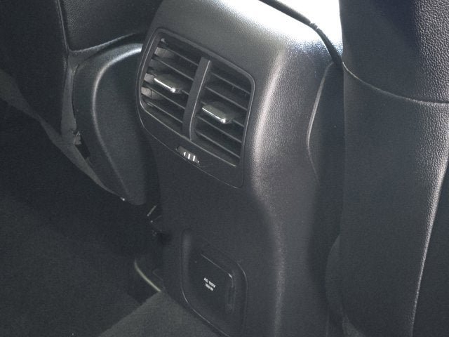 Used 2020 Ford Escape Titanium w/ Titanium Premium Package 2.0 image 9