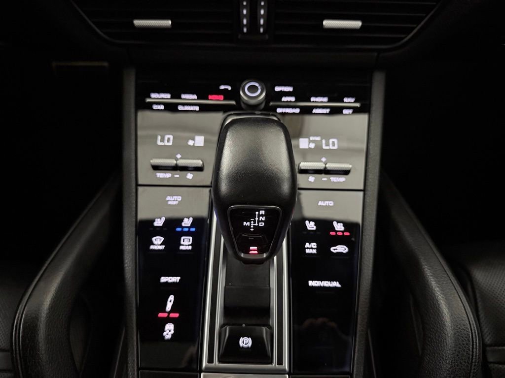 Used 2019 Porsche Cayenne S AWD/4WD image 28
