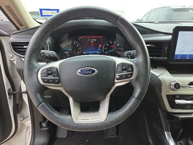 Used 2020 Ford Explorer XLT w/ Equipment Group 202A RWD image 10