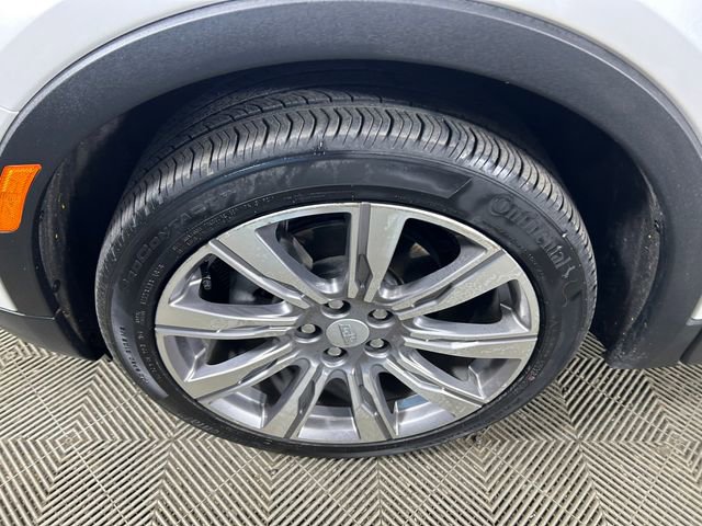 Used 2023 Cadillac XT4 Premium Luxury FWD image 10