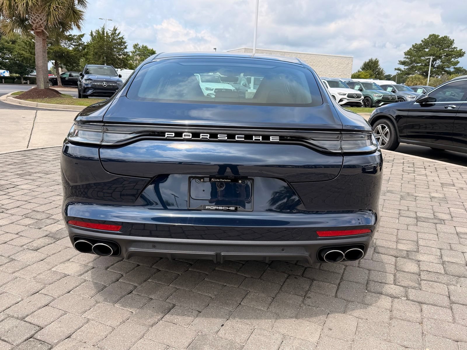Used 2023 Porsche Panamera 4 Platinum Edition AWD/4WD image 10