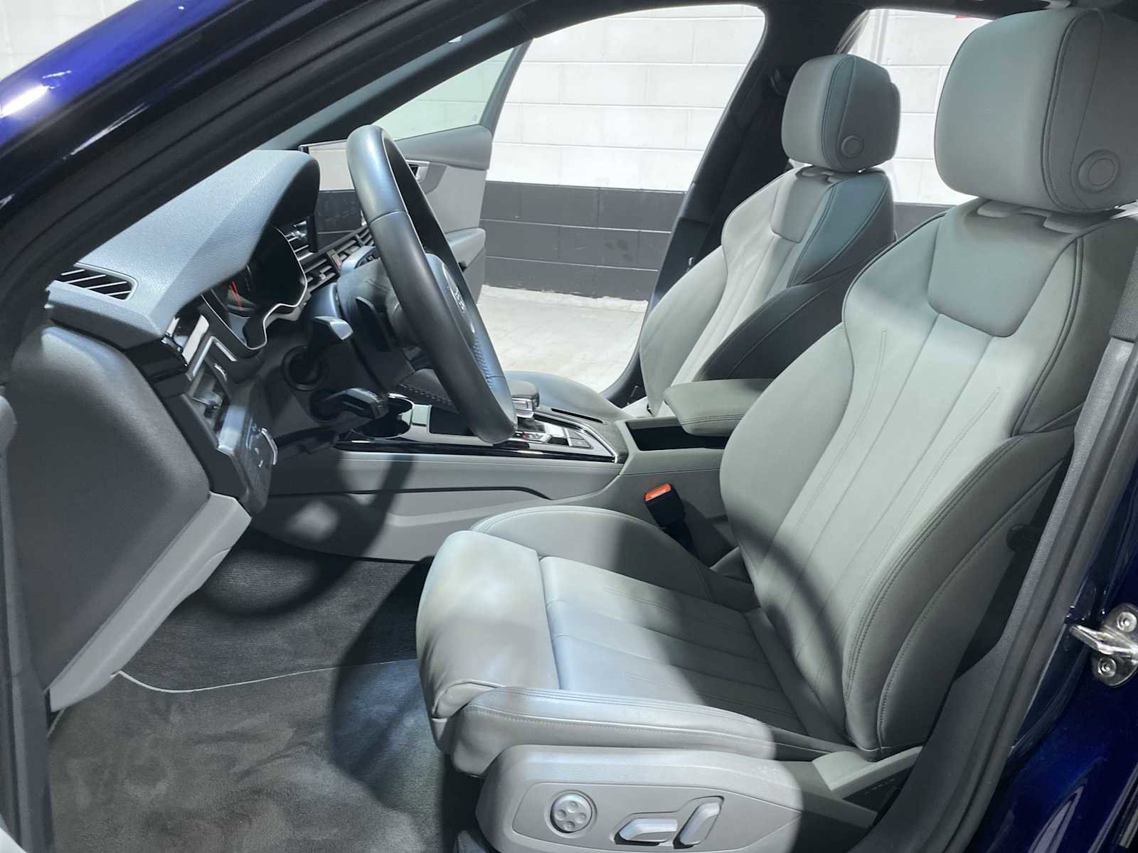 Used 2020 Audi A4 2.0T Premium w/ Convenience Package AWD/4WD image 11