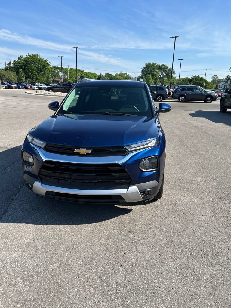 Used 2022 Chevrolet TrailBlazer LT w/ Convenience Package FWD image 8