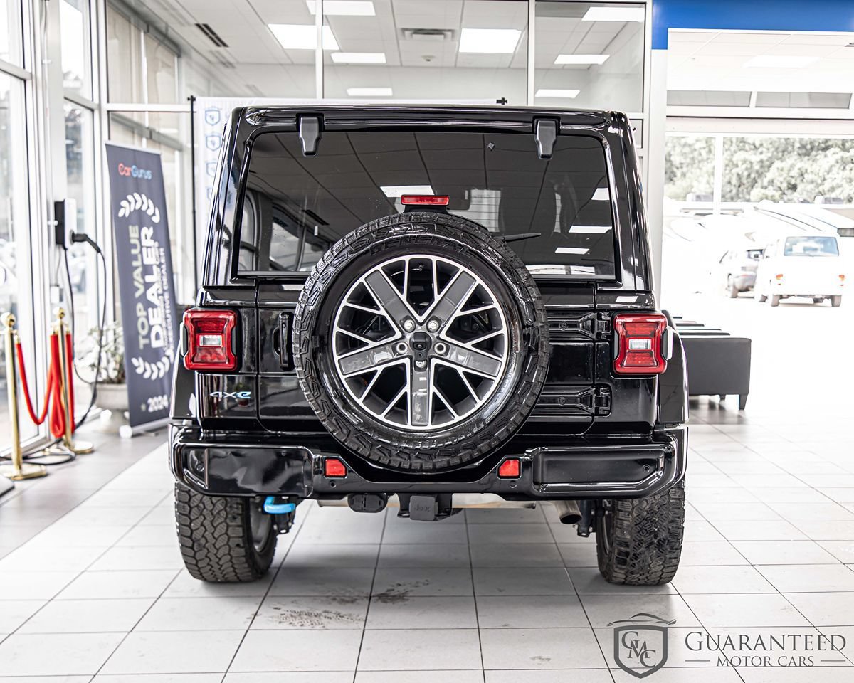Used 2024 Jeep Wrangler High Altitude AWD/4WD image 13