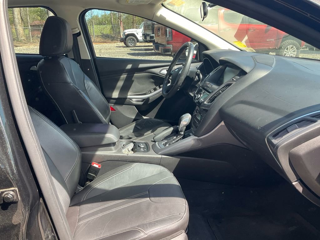 Used 2014 Ford Focus Titanium image 12