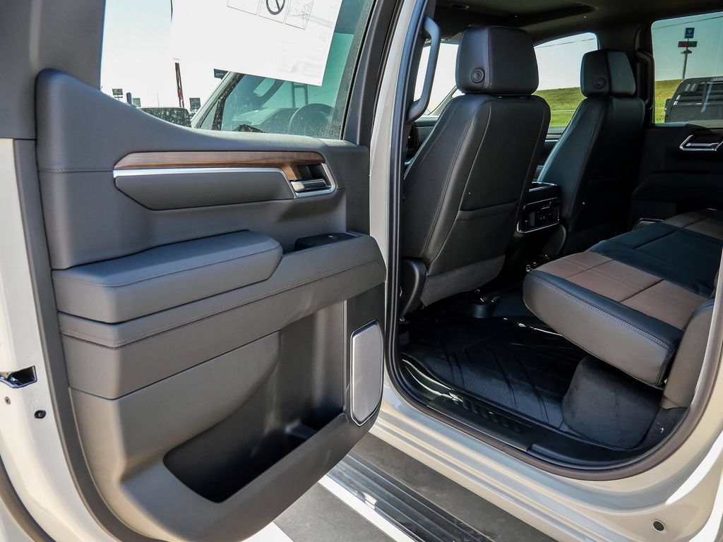 New 2026 Chevrolet Silverado 1500 High Country AWD/4WD image 27