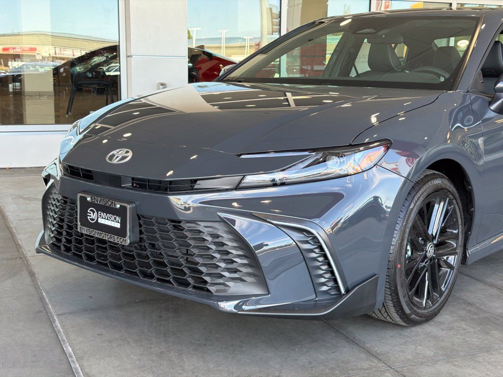 Certified 2026 Toyota Camry SE FWD image 3