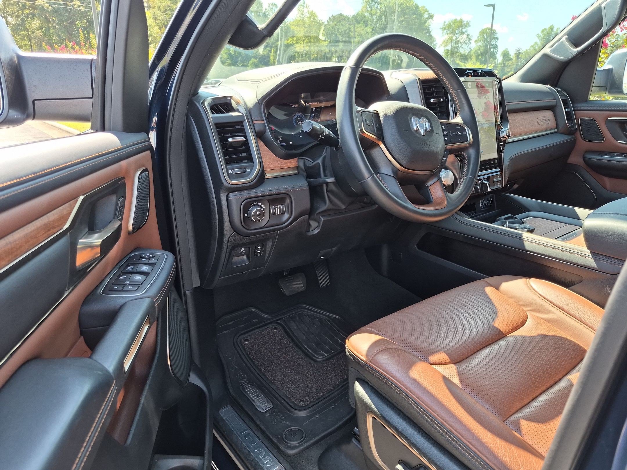 Used 2024 RAM 1500 Limited AWD/4WD image 13