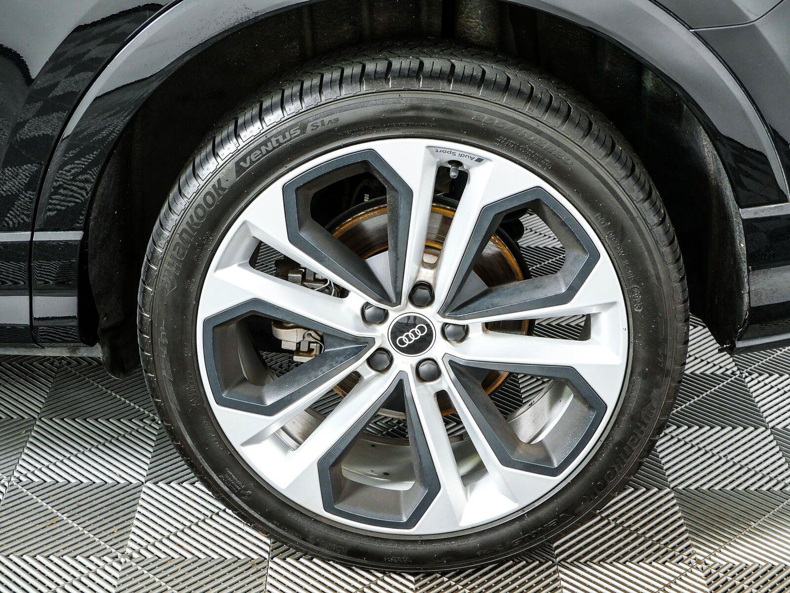 Used 2021 Audi Q3 2.0T Premium Plus w/ Premium Plus Package AWD/4WD image 40
