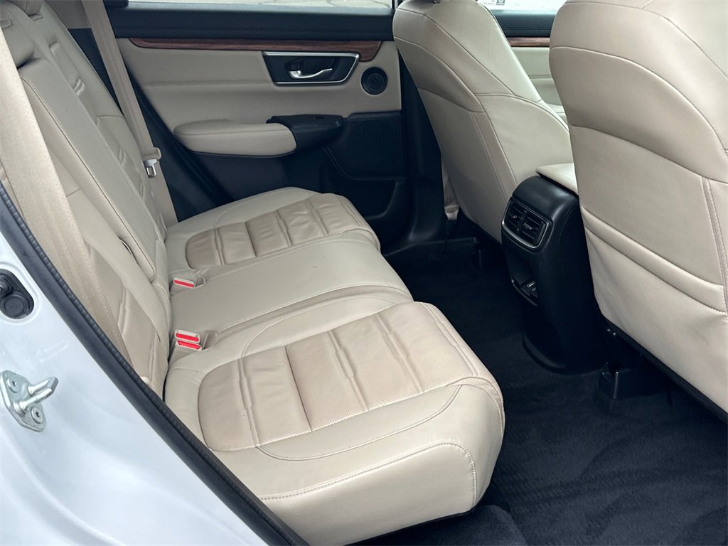 Used 2022 Honda CR-V Touring image 16