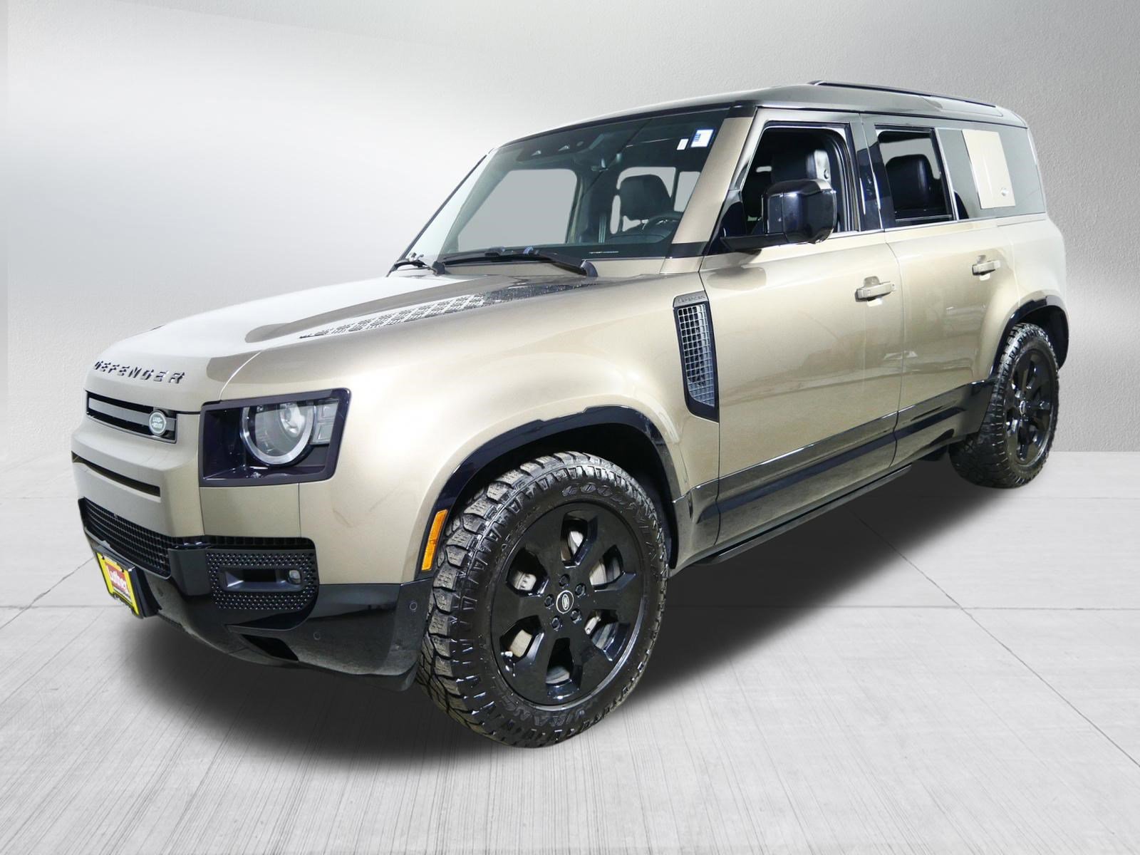 Used 2024 Land Rover Defender 110 X-Dynamic SE AWD/4WD image 3