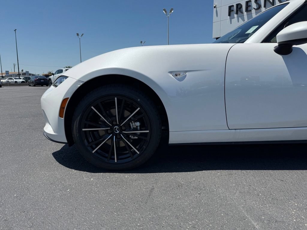 New 2026 MAZDA MX-5 Miata RF Grand Touring w/ Weather Package RWD image 5