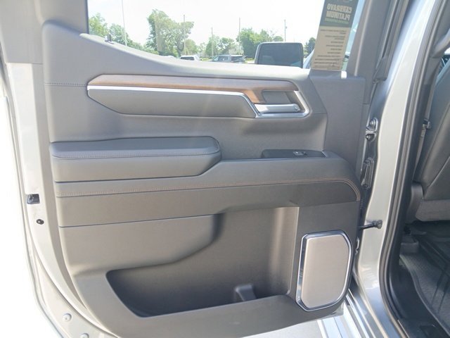 Certified 2024 Chevrolet Silverado 1500 High Country w/ High Country Premium Package AWD/4WD image 26