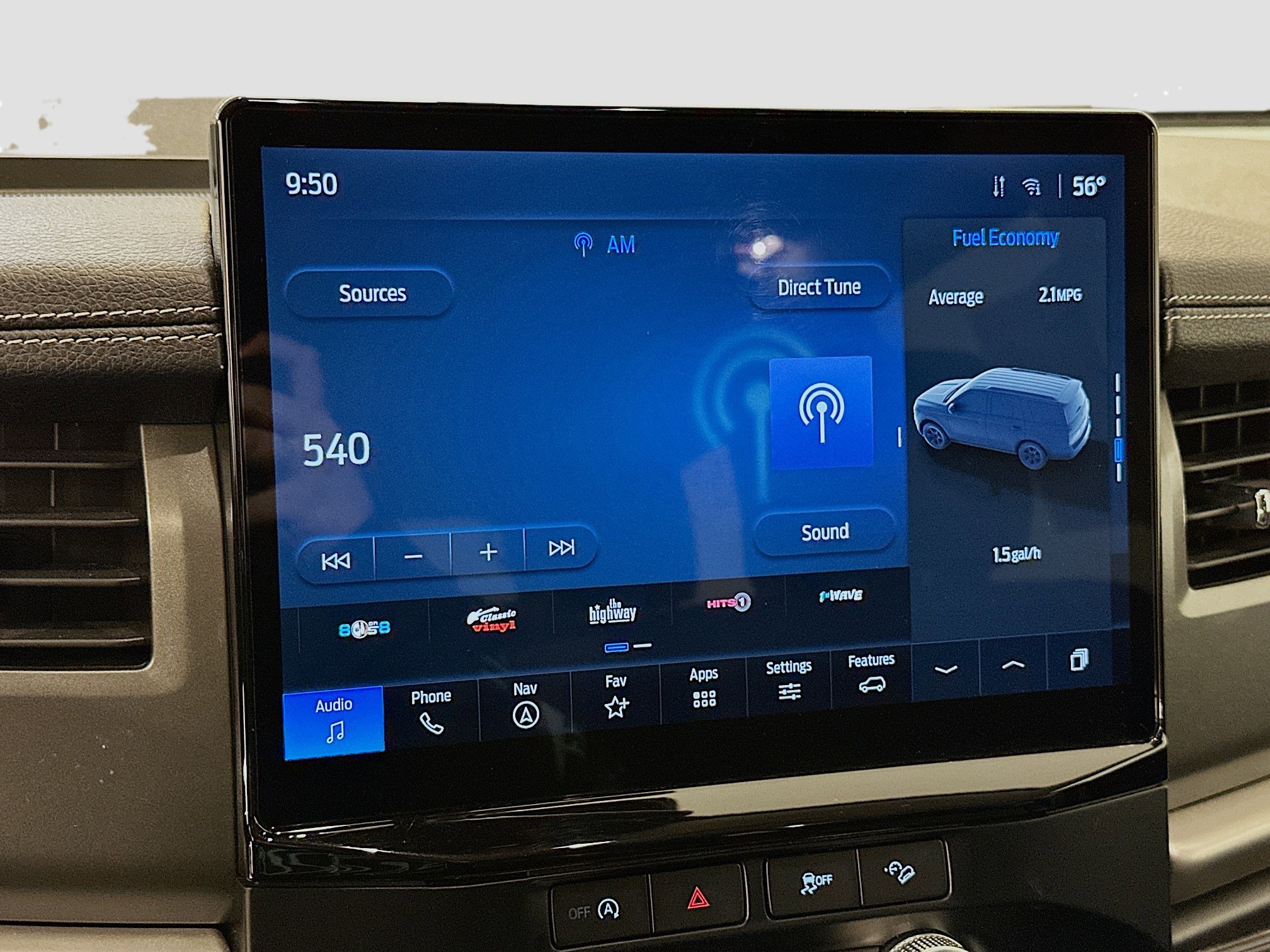 Used 2024 Ford Expedition XLT image 21