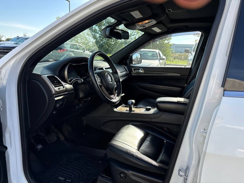Used 2015 Jeep Grand Cherokee Limited w/ Trailer Tow Group IV AWD/4WD image 8