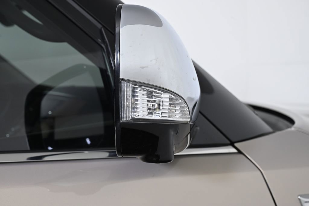 Used 2019 INFINITI QX80 Luxe w/ 22" Wheel Package image 10