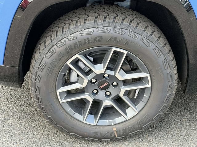 New 2026 GMC Terrain AT4 w/ Convenience Package III AWD/4WD image 5