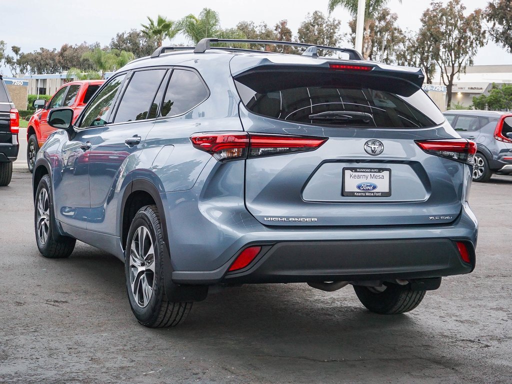 Used 2022 Toyota Highlander XLE image 5