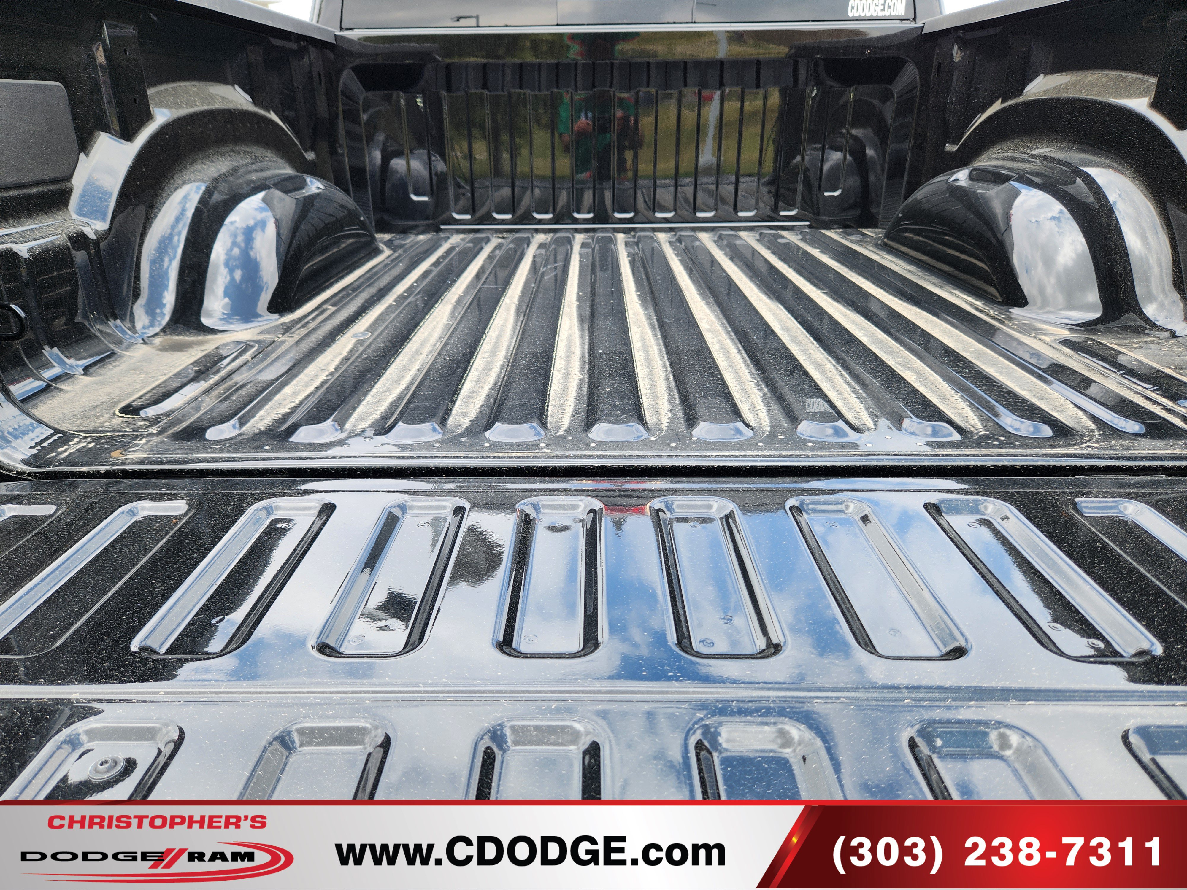 Used 2026 RAM 1500 Laramie w/ Laramie Preferred Package AWD/4WD image 21