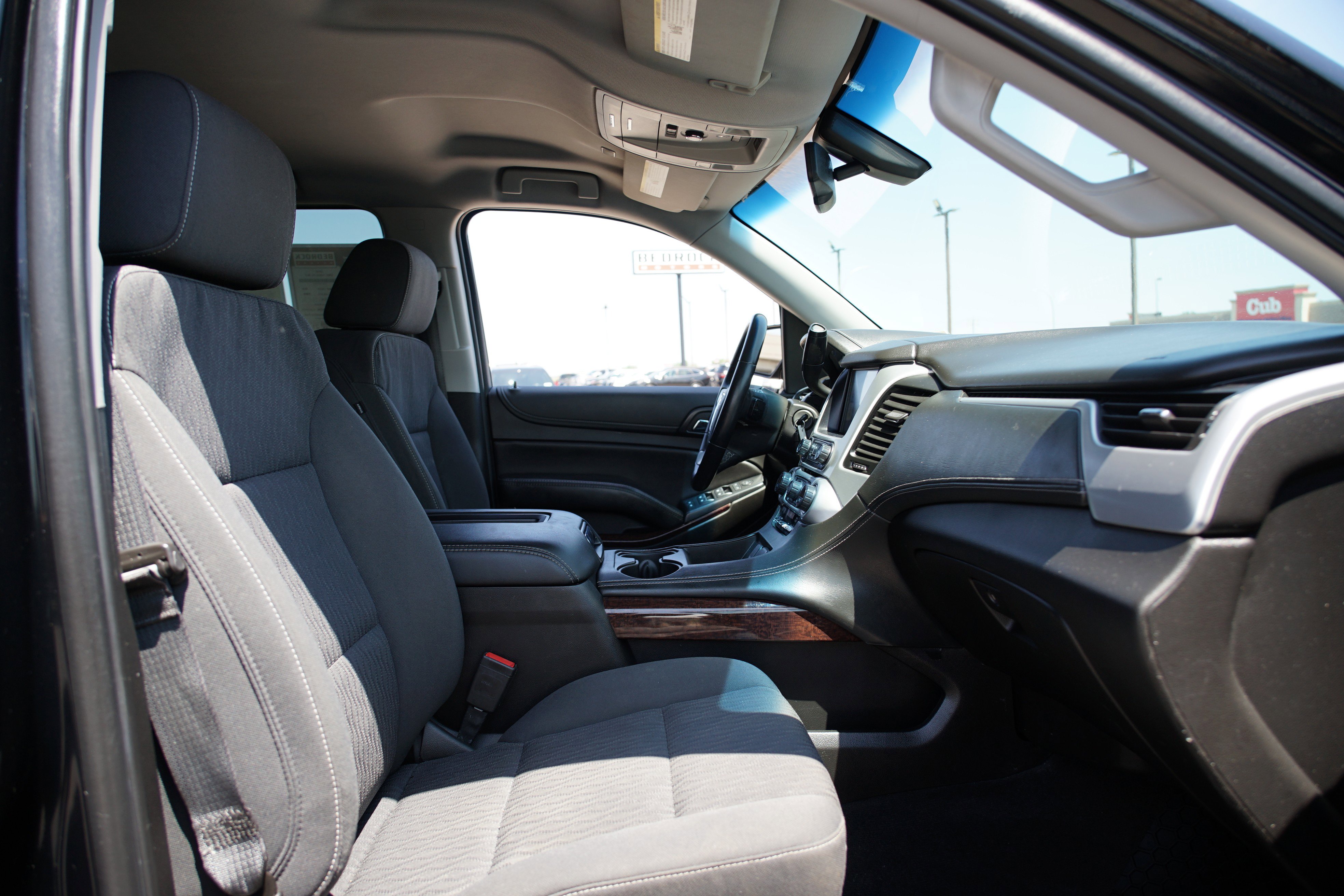 Used 2019 GMC Yukon XL SLE w/ SLE Value Package image 12